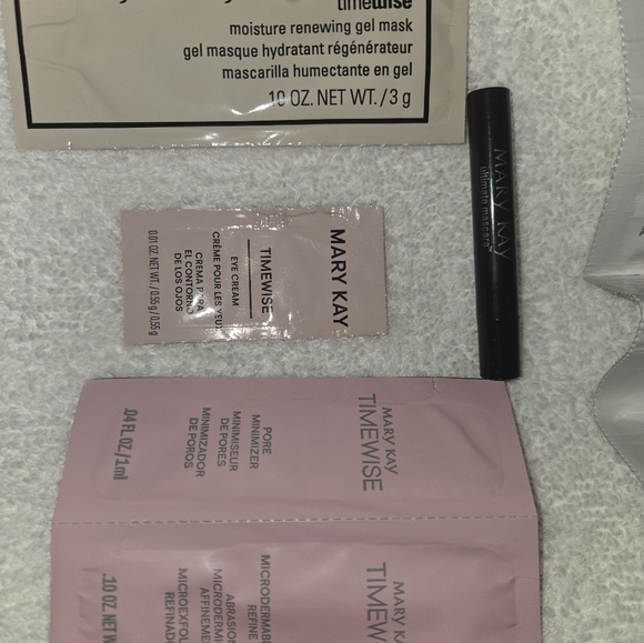 Mary Kay Samples - Picture 4 of 4